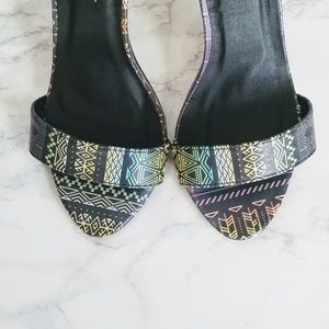 NICOLE MILLER New York Multi Color Tribal Heel